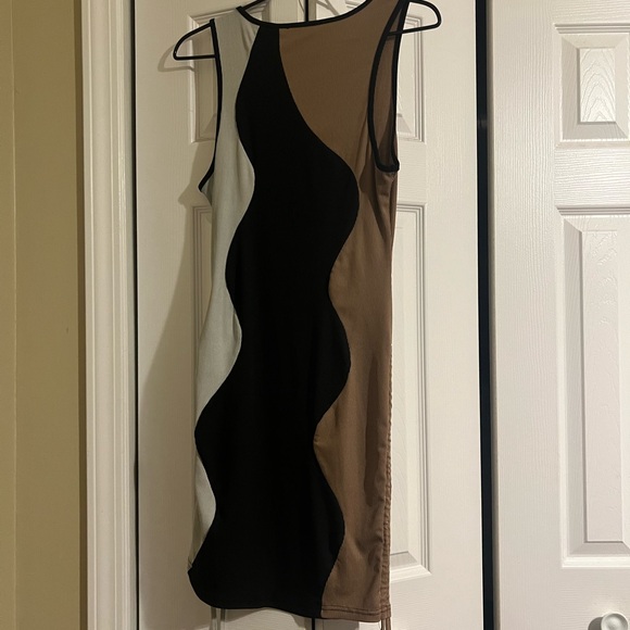 Drawstring Side Color Block Bodycon Tank Dress - Picture 2 of 3